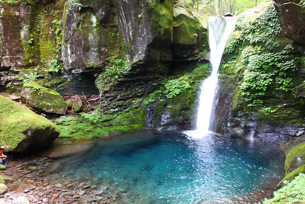 幻の滝「おしらじの滝」も良いですが春の大間々もおすすめです。